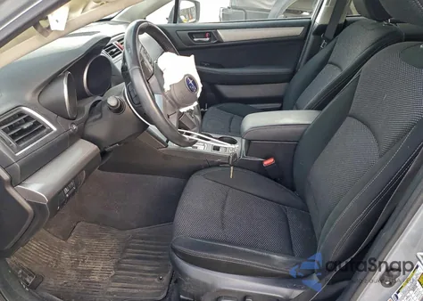 2017 Subaru Outback 2.5I Premium z USA, uszkodzony, nr VIN 4S4BSACC4H3264214